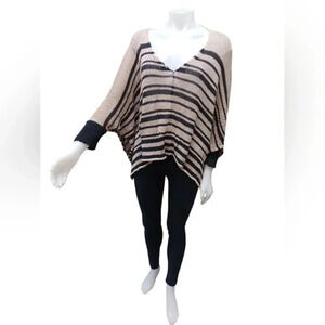 Wooden Ships EUC Black  and Brown LS Knit Sweater Size M-L